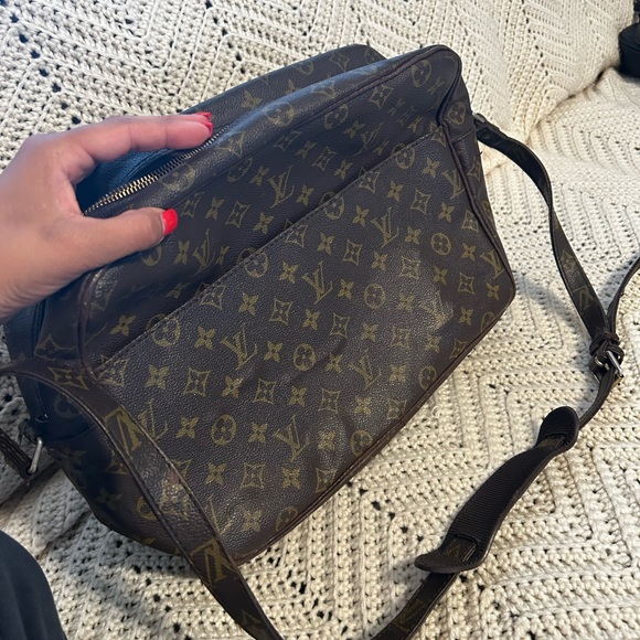Louis Vuitton Brown Monogram Shoulder Bag - Picture 9 of 12